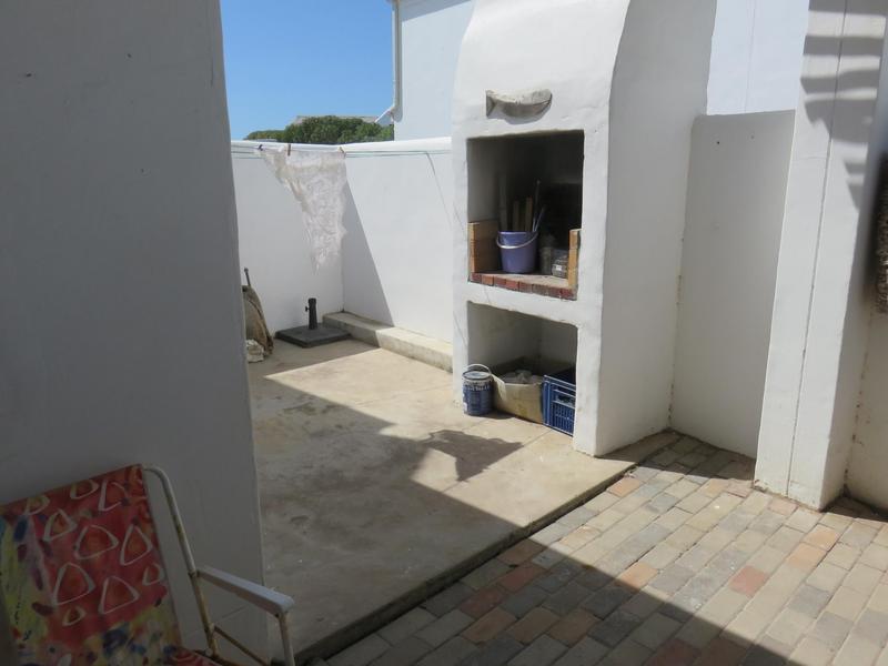 5 Bedroom Property for Sale in Jacobsbaai Western Cape